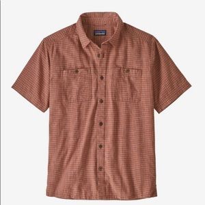 PATAGONIA M’s SMALL New Adobe Back Step S/S Shirt